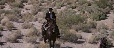 It is him It's the preacher - Poltergeist II: The Other Side