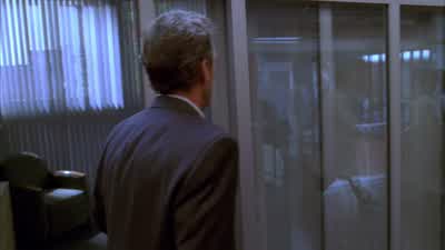 It hurts again. - House