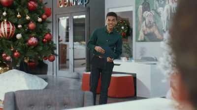 It is I,
DeMario Truitt, - Well Suited For Christmas
