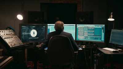 It was important that
there's a finality to the whole thing. - The Sound of 007