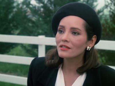 - It is in order, isn't it?
- You're Andrea Barrett? - Dallas