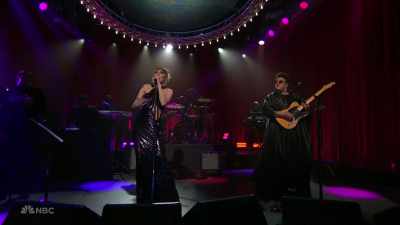 ‫It is incredible that
‫"snl" is still going - SNL50: The Anniversary Special