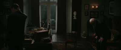 - It is.
- Ja. - Freud's Last Session