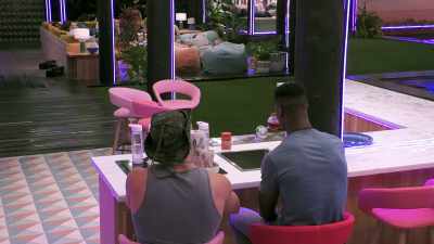 IT IS VERY TELLING OF HER
MINDSET. - Love Island