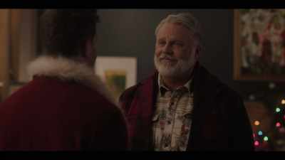 -It was just a small bear.
-[chuckles] - Catch Me If You Claus