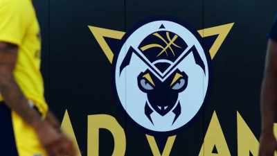 It was just like, "Bro, like,
are you gonna stop and quit, - Destination NBA: A G League Odyssey