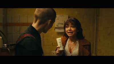 It keeps me from getting
the nervous sweats - Pitch Perfect: Bumper in Berlin