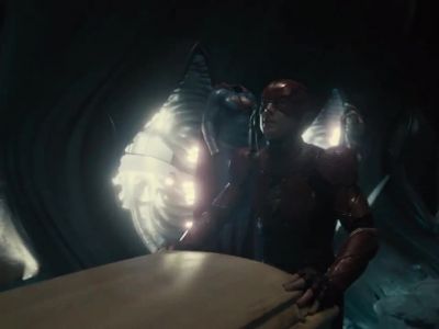 It knows he's here. - Zack Snyder's Justice League