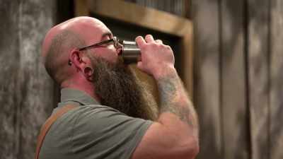 It is literally blueberry
pancakes in a jar. - Moonshiners: Master Distiller