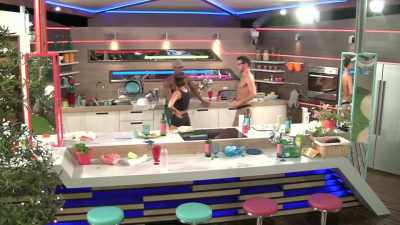 It was literally Tom
and Sophie, that's it.
It's like‐‐ - Love Island