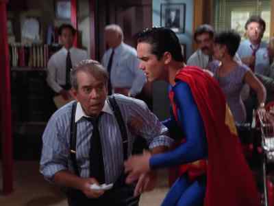 It was Lois. She's gone crazy. - Lois & Clark: The New Adventures of Superman
