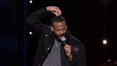 It look more like
a Rottweiler tail - Marlon Wayans: You Know What It Is