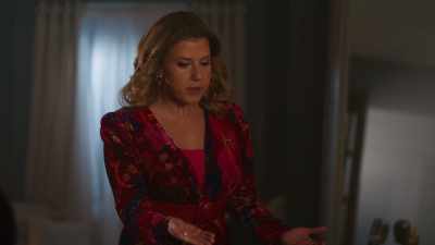 It looked like she was
getting ready to come forward - The Jane Mysteries: Too Much to Lose