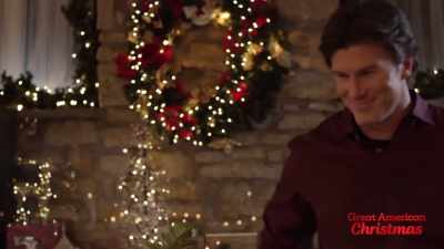 It looks beautiful in here. - A Dash of Christmas