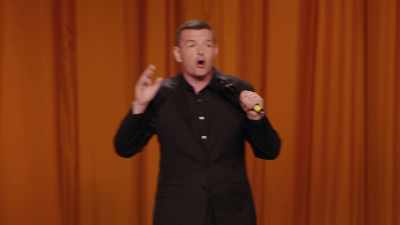 It looks good, the squat, - Kevin Bridges: The Overdue Catch-Up