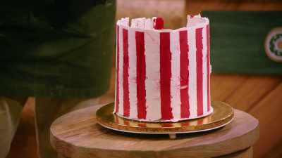 - It looks like you didn't have
time to smooth out the outside - Baking It