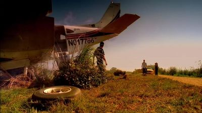 It looks like it's coming
straight at us. - CSI: Miami