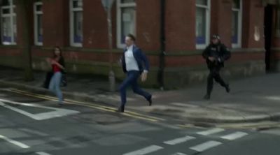 It looks like they're gonna
go left. Go with them. - Line of Duty