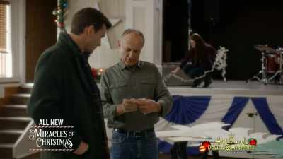 It was made special for
the Provincetown bicentennial. - Time for You to Come Home for Christmas