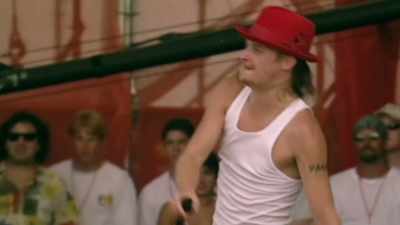 It makes all the sense
in the world - Woodstock 99: Peace Love and Rage