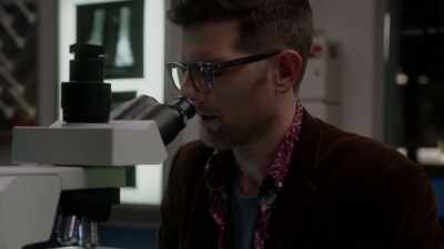 - It makes little thing...
- I have to talk to Leroy - Ghosted