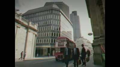 - It may well be
that he was looking around - Ross Kemp: Mafia and Britain