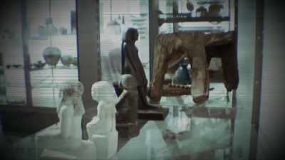 IT MIGHT BE THAT PEOPLE WALKING UP AND DOWN - Strange Evidence