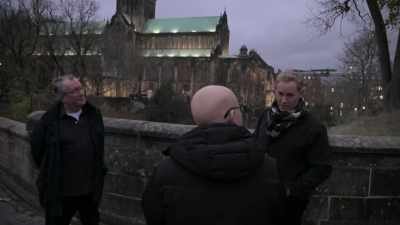 It might be worthwhile for you
and I to walk around - Spooked Scotland