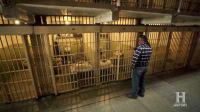 It might have began here,
but it didn't end here. - Alcatraz Escape: The Lost Evidence