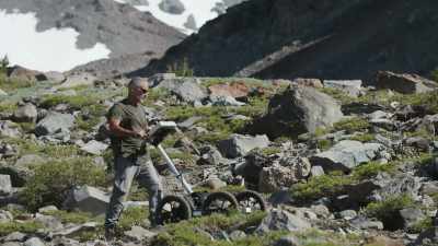 It needs to remain parallel
to the ground at all times. - Into the Unknown