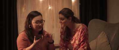 -It was nice.
-What do you like the most about it? - Hey! Sinamika