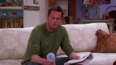 It is not okay that I'm aroused
by this now. - Friends