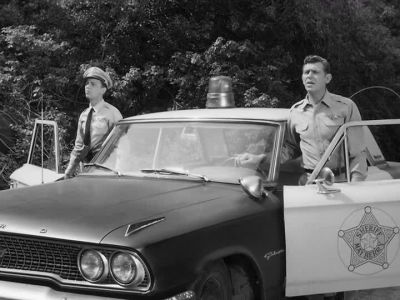 IT OUGHT TO BE CLOSE
BY HERE SOMEWHERE. - The Andy Griffith Show
