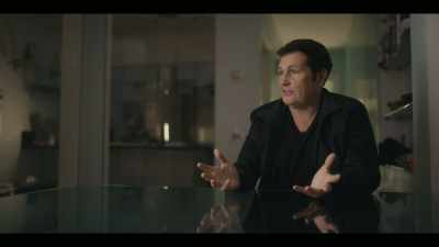 It was our thing, and we weren't
going to let it go easily. - Simple Minds: Everything is Possible