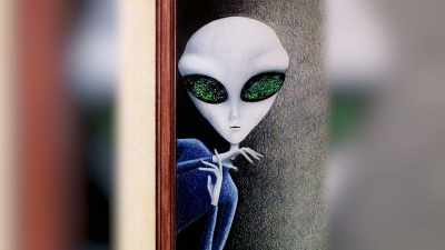 It was peeking
around the corner at me, - Extraordinary: The Seeding