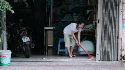 It was really hard on me
because I left everything in Cambodia. - Stories of a Generation - with Pope Francis