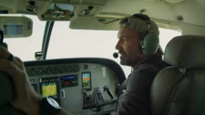 IT REALLY IS EXTRAORDINARY
LOOKING DOWN FROM THE PLANE, - Expedition Mungo
