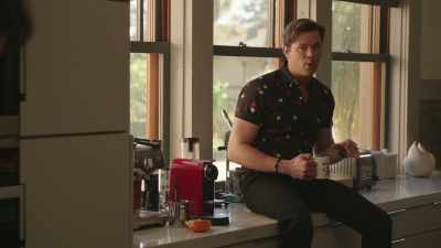 It remembers how much
you tipped every time, - The Romanoffs