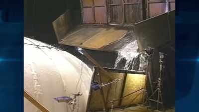 It ripped off that footing
and it all floated up. - Titanic: 20 Years Later with James Cameron