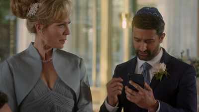 It says Charlie doesn't wanna
lose Adam... - The Wedding Contract