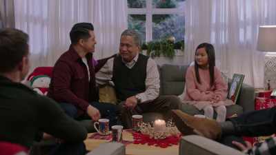 It seems like every
Christmas here, - Season's Greetings from Cherry Lane