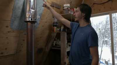It should not be that hot,
because it's going against the - Life Below Zero: Next Generation