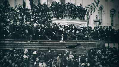 It shows Lincoln at the
lectern, Douglas with his - Abraham Lincoln