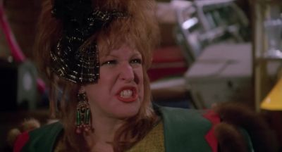 IT SMELLS LIKE A TOILET IN HERE - Ruthless People