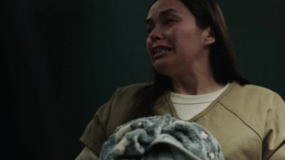 It still smells like her. - FBI: Most Wanted