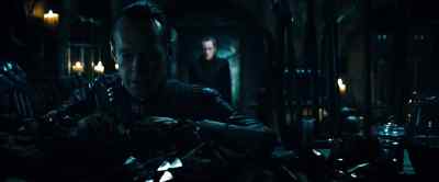 It has to be here. - Underworld: Rise of the Lycans