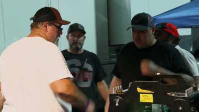 It, trust me, look.
You were off at 332. - Street Outlaws No Prep Kings Team Attack