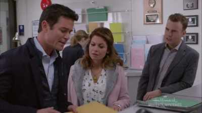 It turns out Celia called
the police on Robin - Last Scene Alive: An Aurora Teagarden Mystery