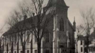 It was vaguely gothic
with a pretentious spire. - Frank Lloyd Wright: The Man Who Built America