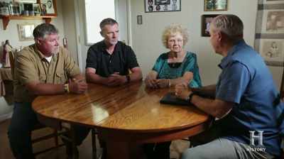 - It was very difficult to
confirm what year those cards - Alcatraz Escape: The Lost Evidence